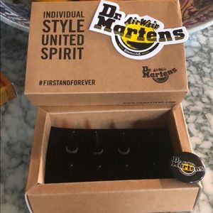 Bogo !!! Dr, martens accessory kit and sticker